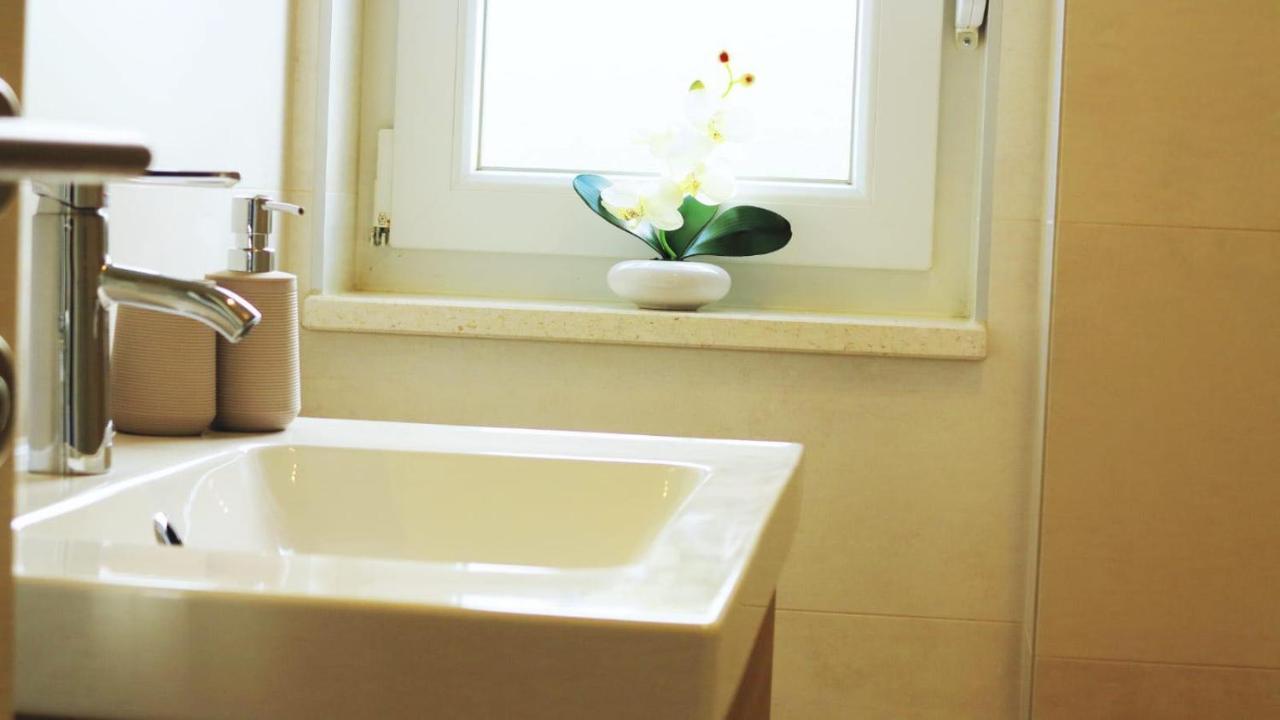 Casari Rooms & Apartments สปลิท ภายนอก รูปภาพ