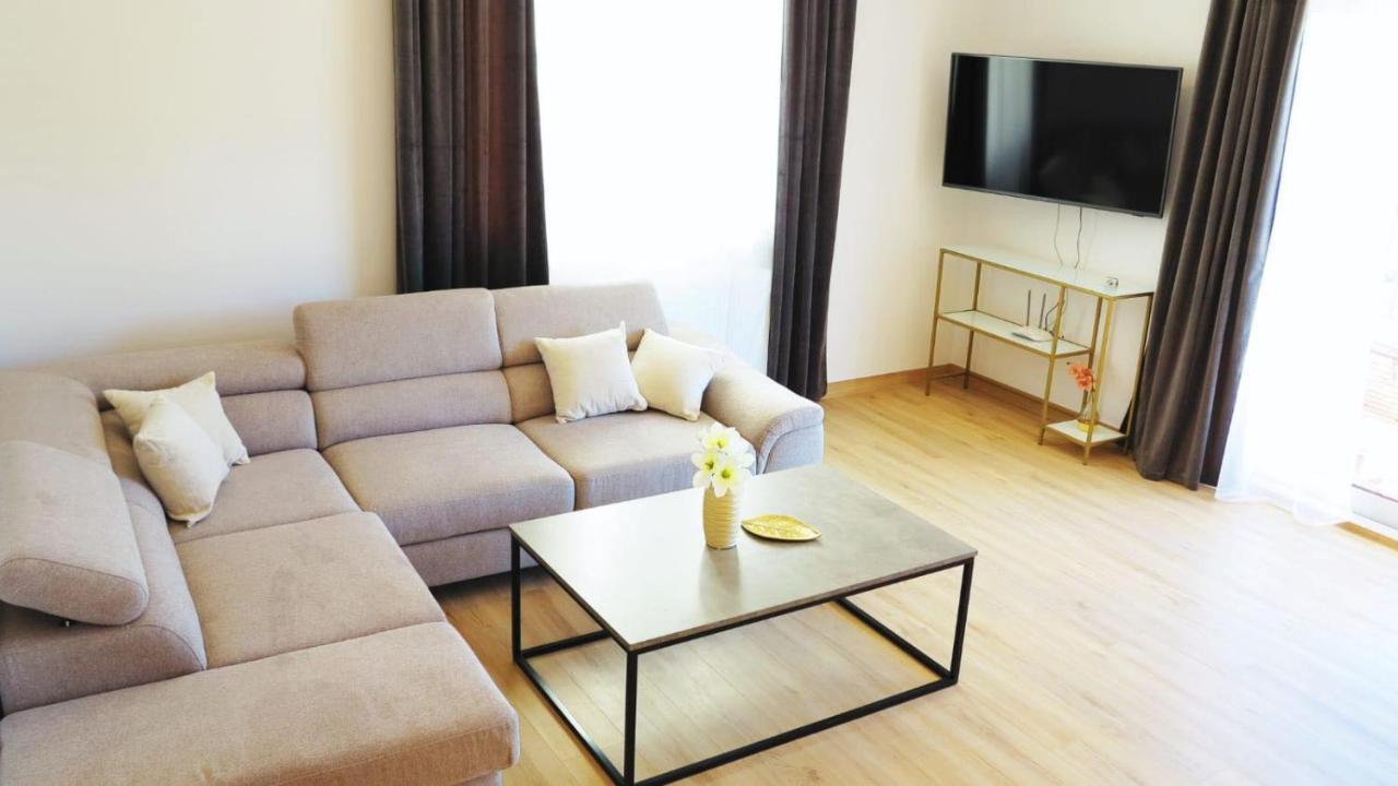 Casari Rooms & Apartments สปลิท ภายนอก รูปภาพ